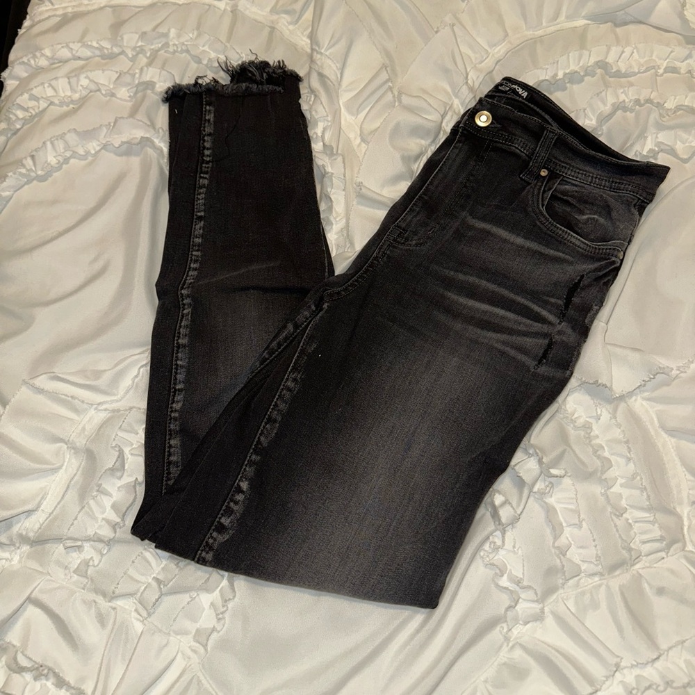 Fashion Nova distressed skinny jeans